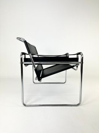 Sedia Wassily in pelle e metallo