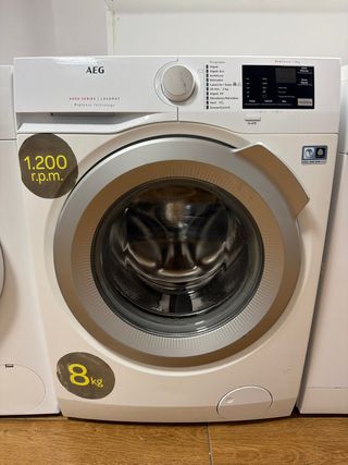Lavadora AEG 8kg 1200 rpm