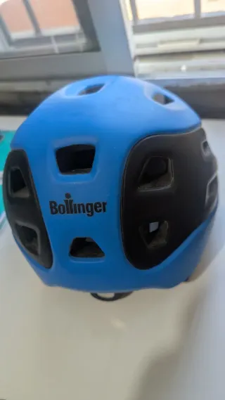 Patinete Eléctrico Blanco y regalos