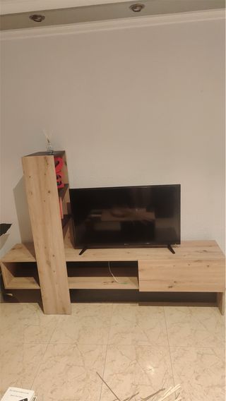 Mueble TV salón madera