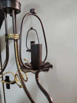 Lámpara rústica metal marrón y dorado