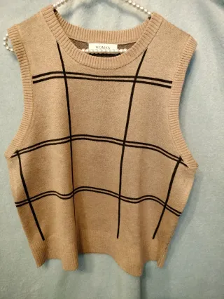 Chaleco de punto Camel con cuadros marrón