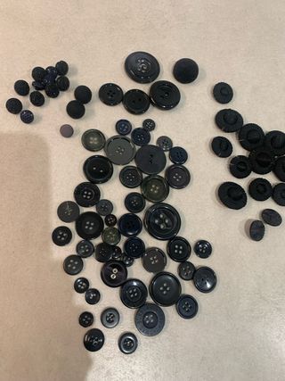Lote 77 botones negros