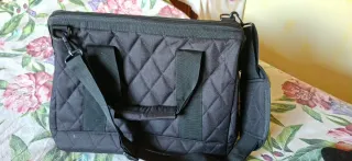 Borsa nera trapuntata