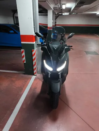 Yamaha Xmax 125cc Maxiscooter Automática