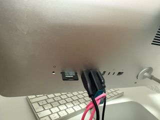 iMac 21.5” 2017 i5 16GB RAM SSD Precio Negociable