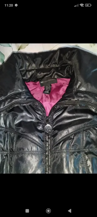 Chaqueta acolchada Y2K negra