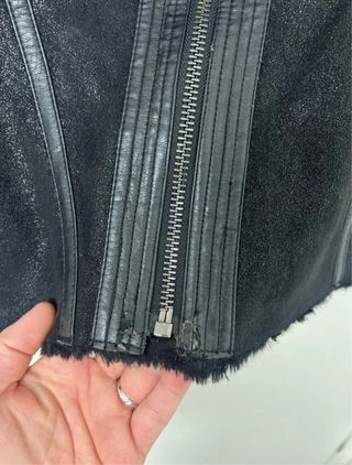 Vero Montone Guess Nero