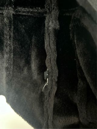 Vero Montone Guess Nero