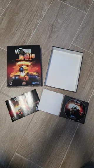 Juego PC World War III Black Gold Big Box