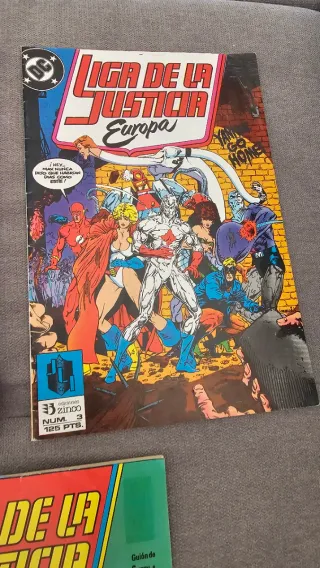 3 Cómics La liga de la justicia 1989