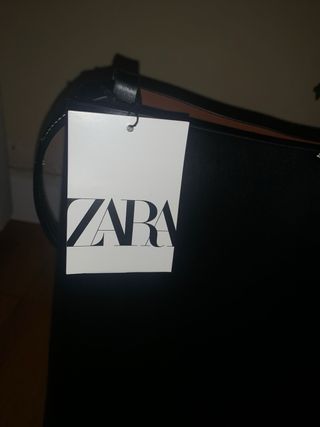 Bolso Zara Negro Nuevo con Etiqueta