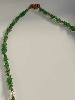 Collana pietre verdi e oro