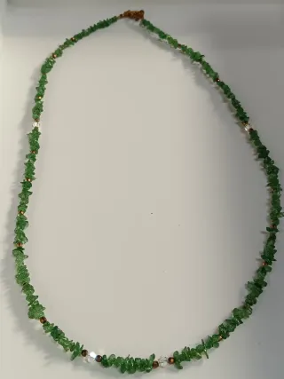 Collana pietre verdi e oro