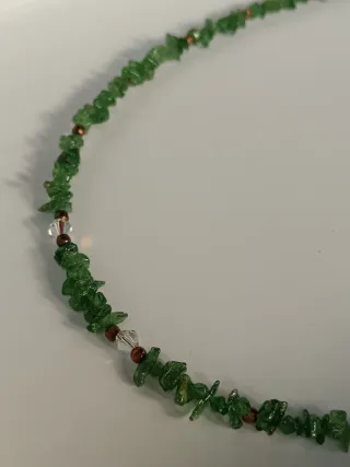 Collana pietre verdi e oro