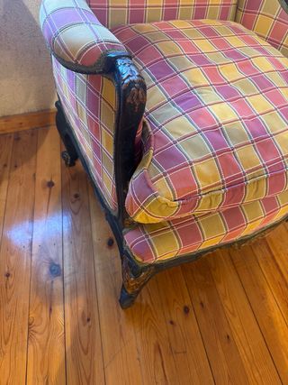 Sillón antiguo tapizado