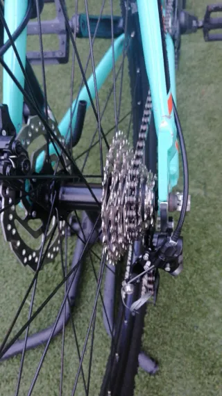 Bicicleta Gravel Megamo.