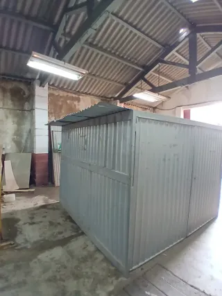 Caseta de chapa para campo o jardin