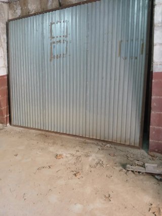 Caseta metalica para campo o jardin