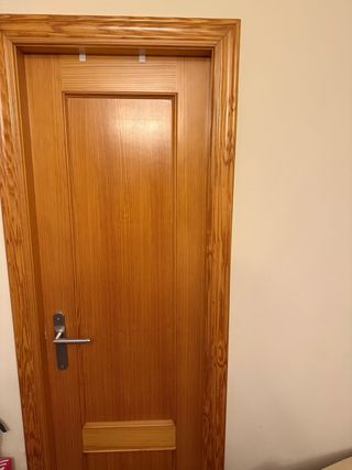 Puertas macizas de madera