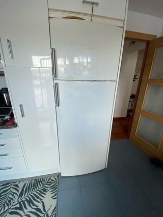 Nevera Siemens 185x70 cm