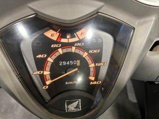 HONDA VISION 110 (35€ / MES SIN ENTRADA)