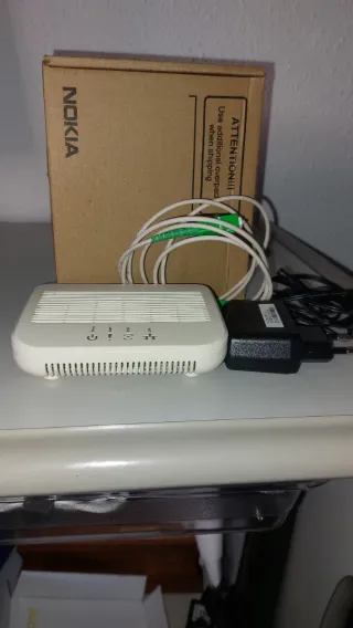 Router Livebox Fibra con Adaptador