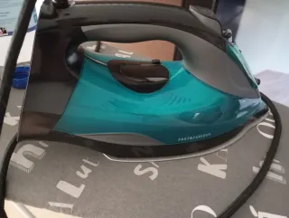 Plancha de Ropa Cecotec