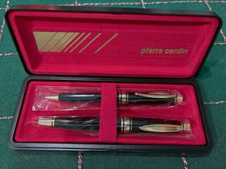 Juego escritura Pierre Cardin nuevo