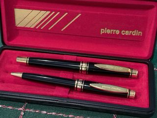 Juego escritura Pierre Cardin nuevo