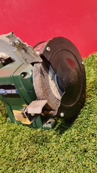 ESMERILADORA M&K MNS 2000 400w 2A OPORTUNITAT