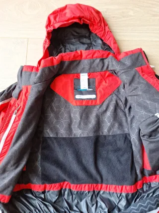 Chaqueta de esquí infantil roja marca Wedze 6 años