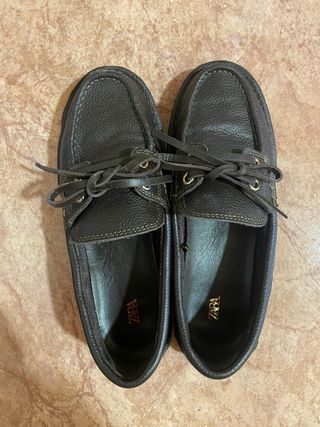 Mocasines náuticos Zara mujer negros