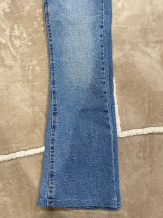 Pantalón tejano largo azul