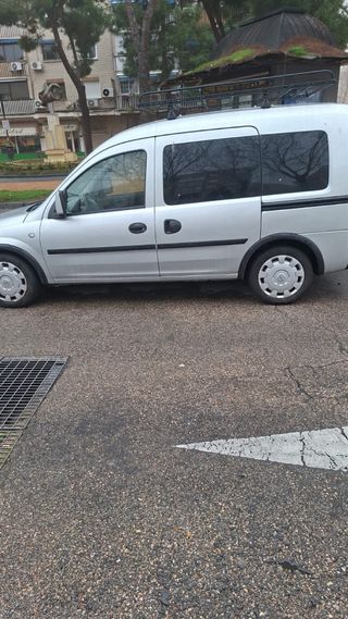 Opel Combo 2008