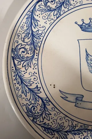 Piatto ceramica araldica 1957 Sc. d'arte Avellino