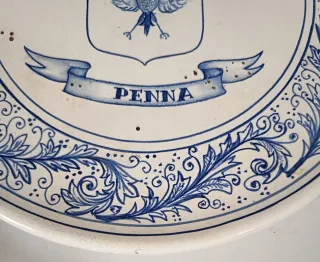 Piatto ceramica araldica 1957 Sc. d'arte Avellino