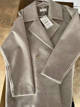 Abrigo Zara Beige Talla M