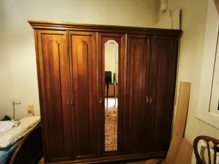 2 camas, armario 5p., mesita noche, cajonera