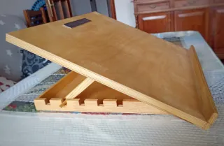 Caballete o atril de mesa para dibujo Raw arts