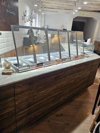 Vitrina IFI PANORAMA 12 sabores, acabado de mármol