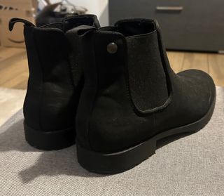 Stivaletti Chelsea neri effetto scamosciato