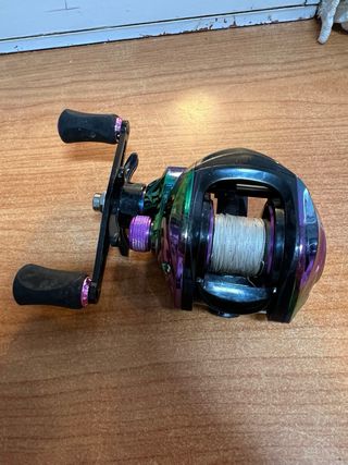 Carrete de pesca casting