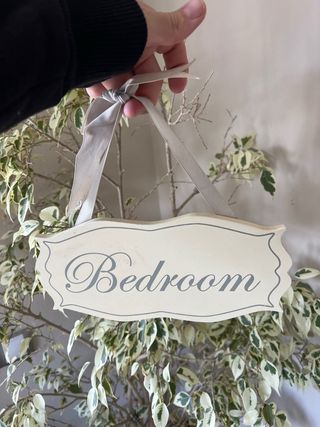 Cartel decorativo Bedroom de madera