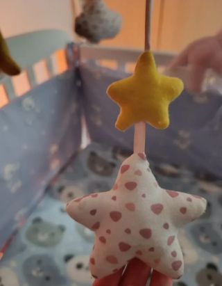 Móvil cuna musical bebé