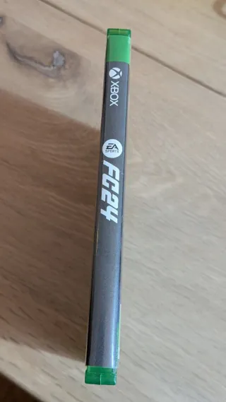 FC 24 Xbox Series X / Xbox One