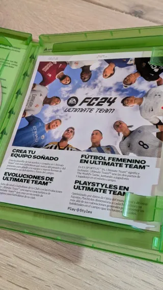 FC 24 Xbox Series X / Xbox One