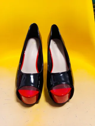 Zapatos N°35 NUEVOS. OFERTAAAAAAAA