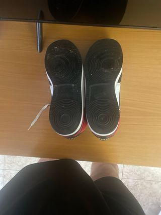 Zapatillas Nike altas rojas y blancas