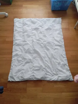 Edredón cuna Ikea 90x120cm